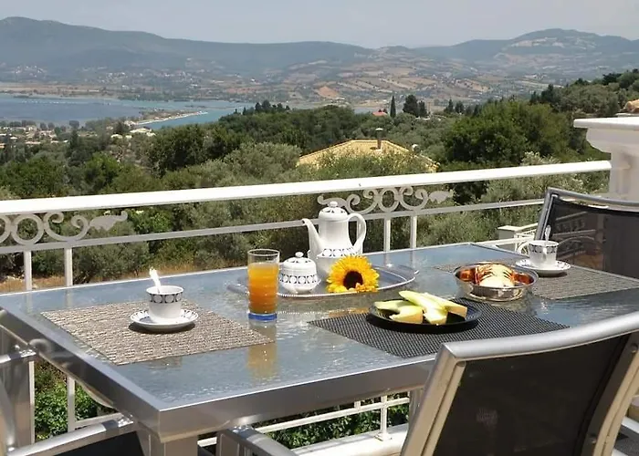 Bel Fiore, Brand New Great View Holiday home *