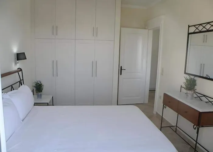 Bel Fiore, Brand New Great View Holiday home *