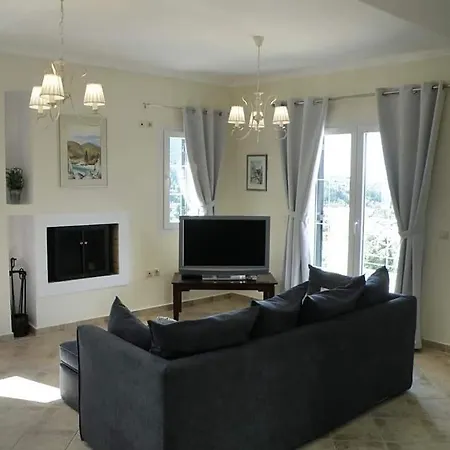 Bel Fiore, Brand New Great View Holiday home *
